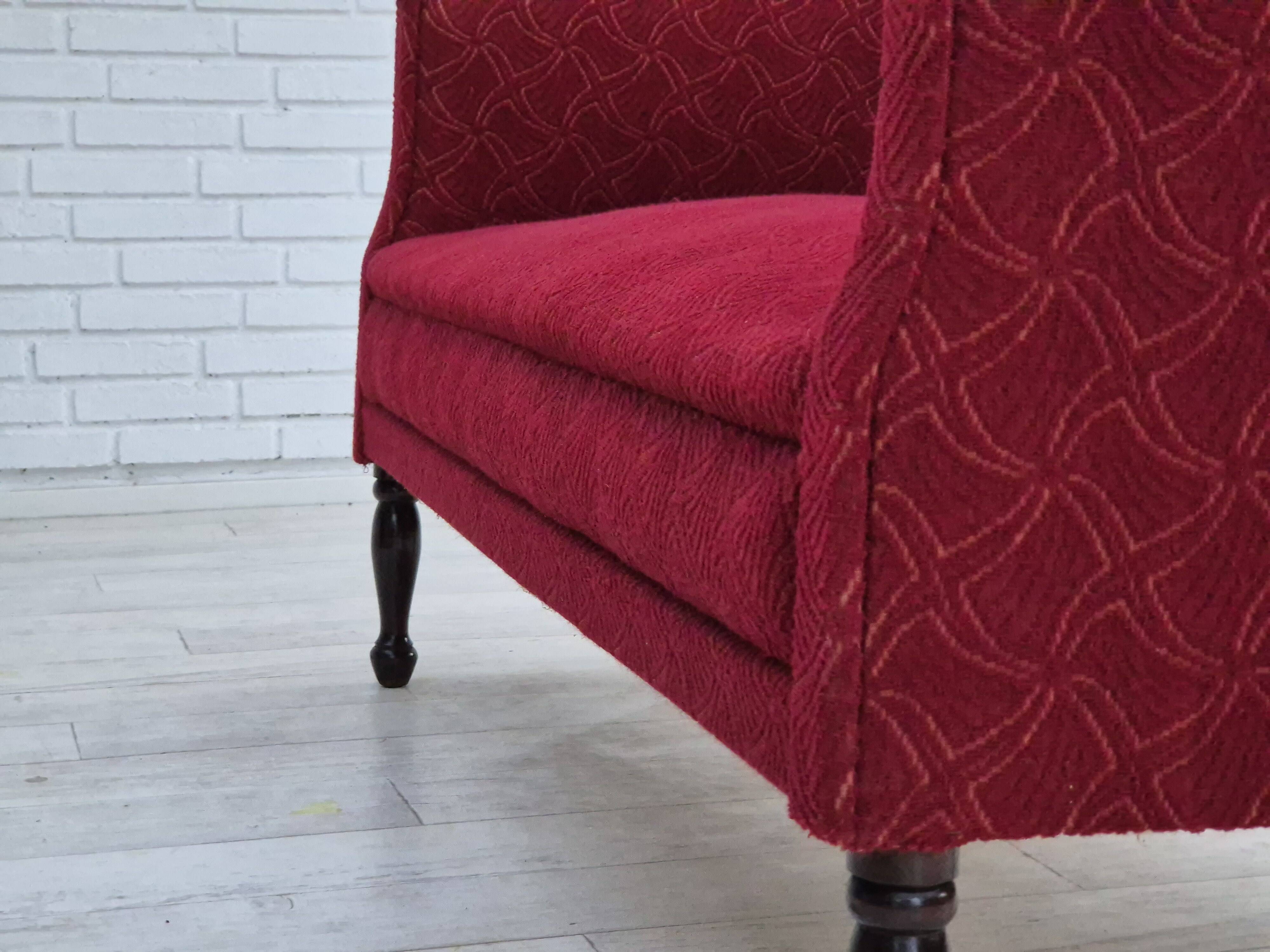 Années 1950, canapé danois 2 places, très bon état d'origine, bois de frêne.