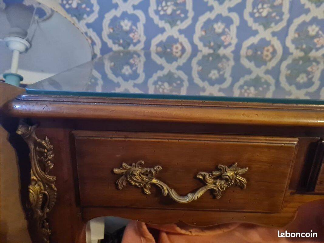 Louis XV desk 15