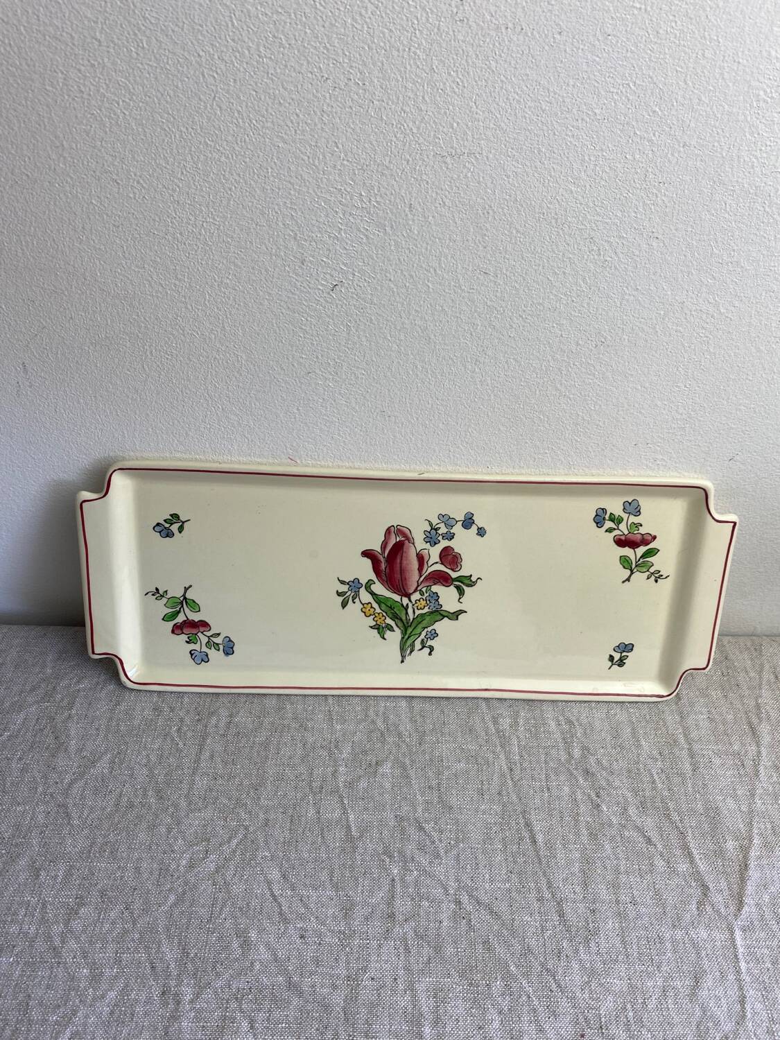 Gien porcelain cake dish, Lorraine model