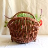 Large old basket in real chestnut