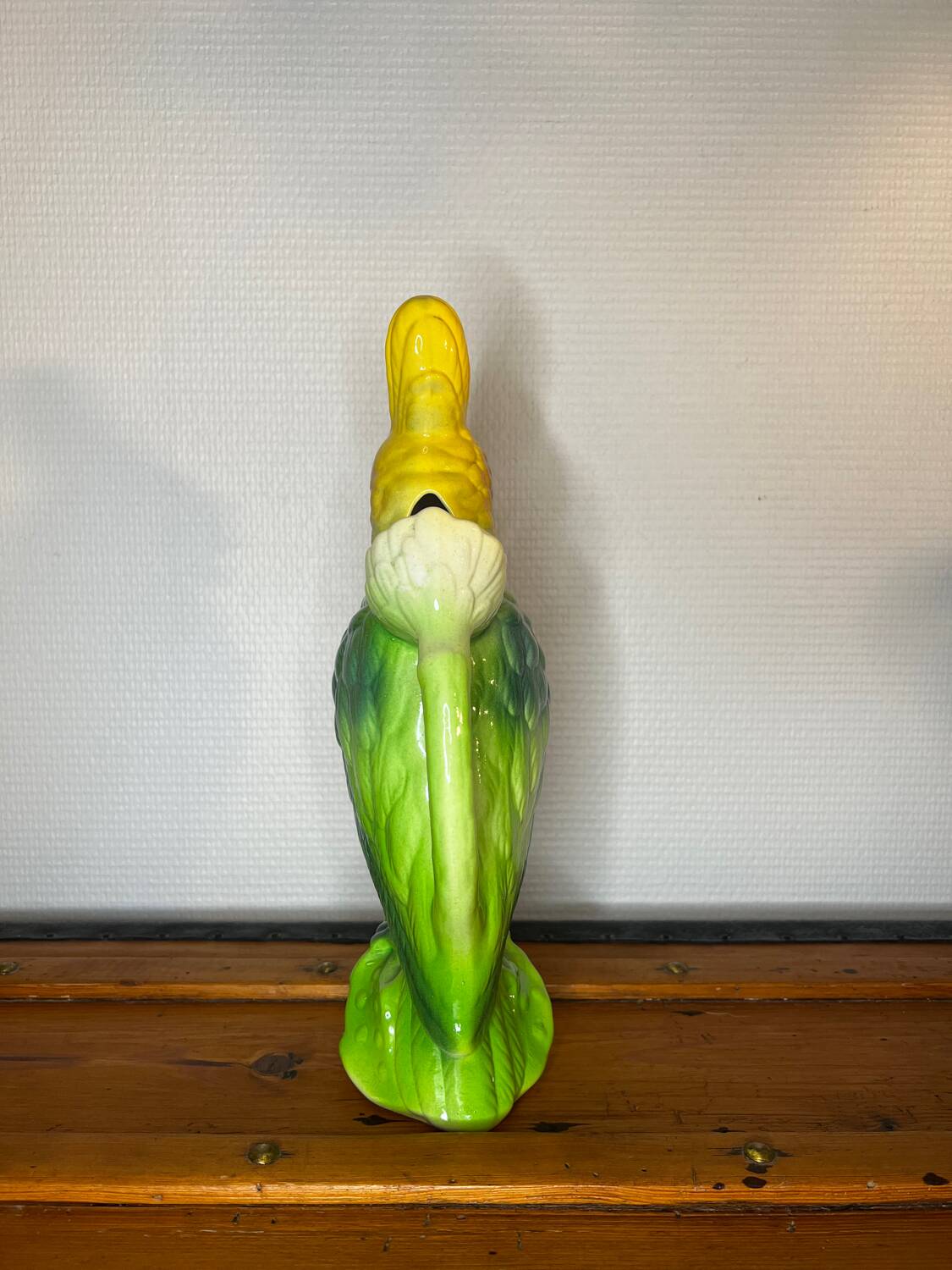 Saint Clément's barbotine parrot