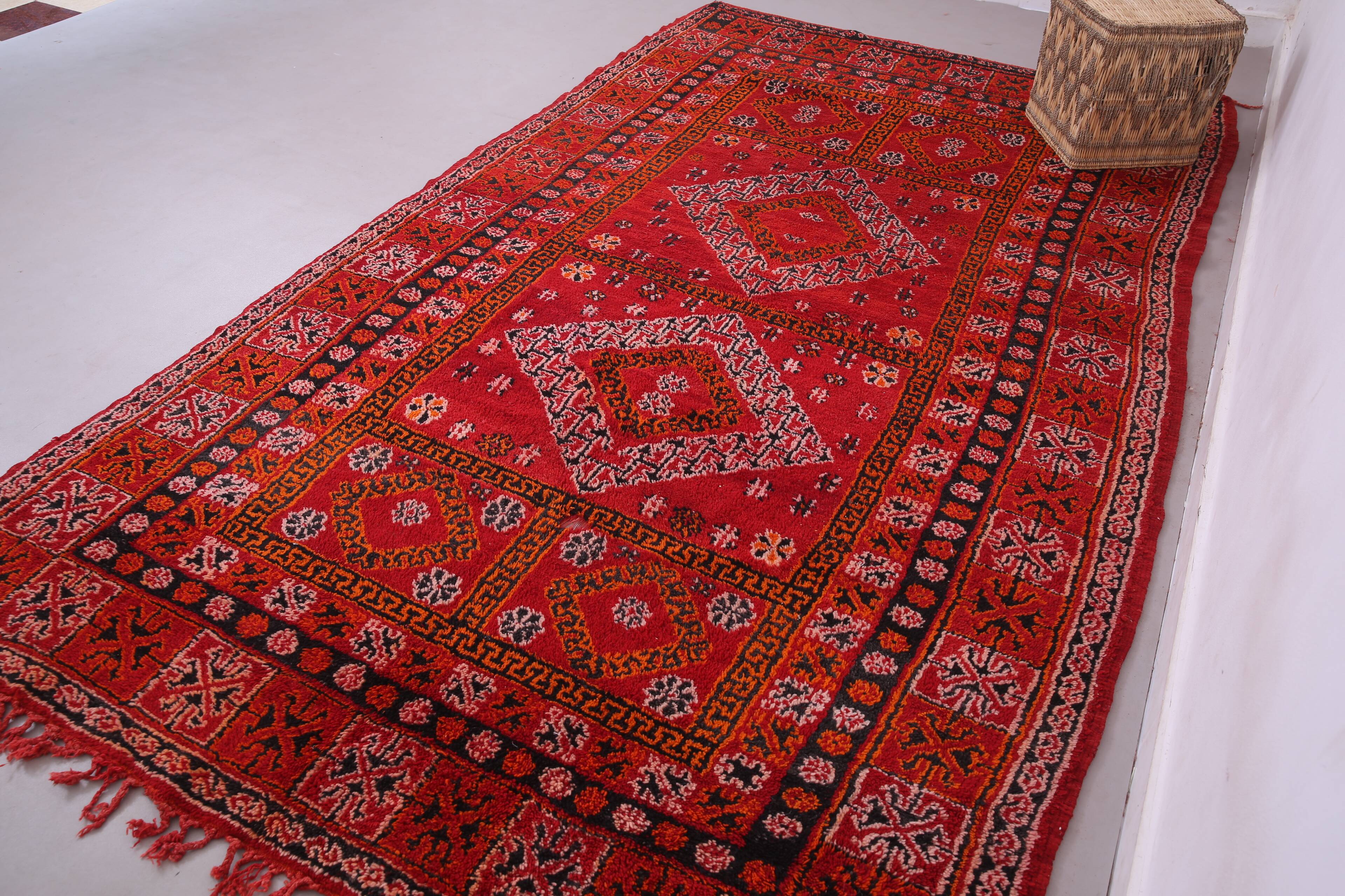 Red Vintage Moroccan Rug 192 x 321 cm - Berber Wool Rug - Handmade Rug Boho