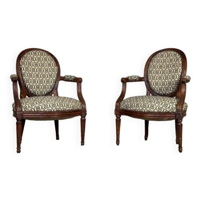 Paire De Fauteuils Louis XVI En Bois Sculpté, XVIIIème Siècle