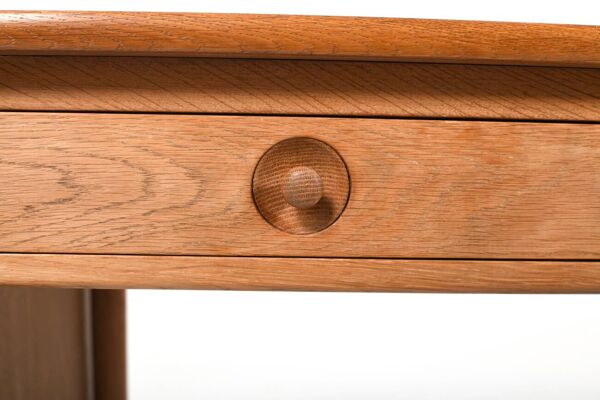 Beau bureau danois Hans J. Wegner AT-305 Andreas Tuck années 1950.