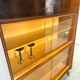 Donker vintage fineer design vitrinekast Jirak, boekenkast