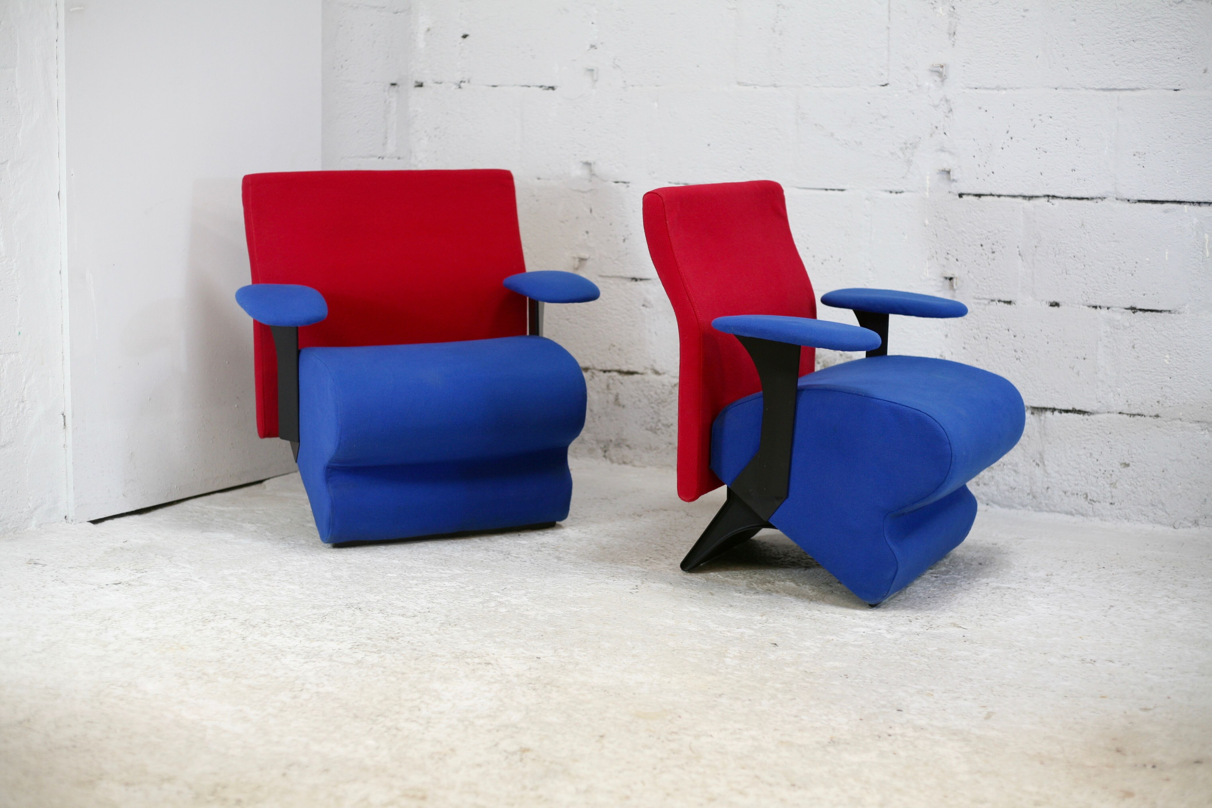 Paire de fauteuils 1995