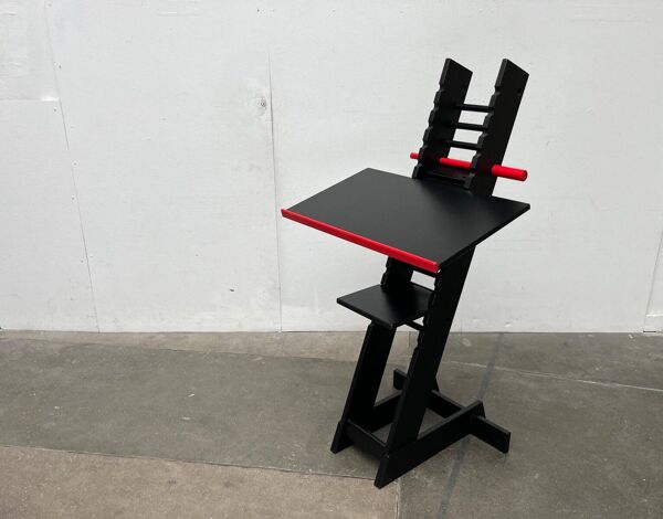 Bureau debout de bureau postmoderne par Holznest Design