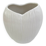 Vase graphique blanc strié