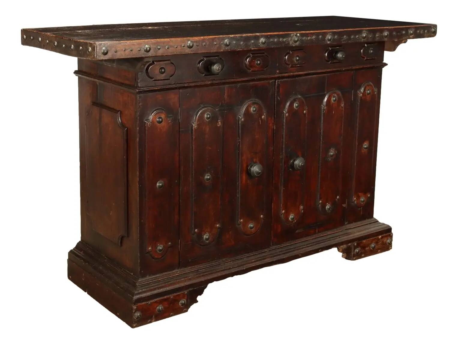 Ancient baroque buffet in walnut, Italy, 18th century