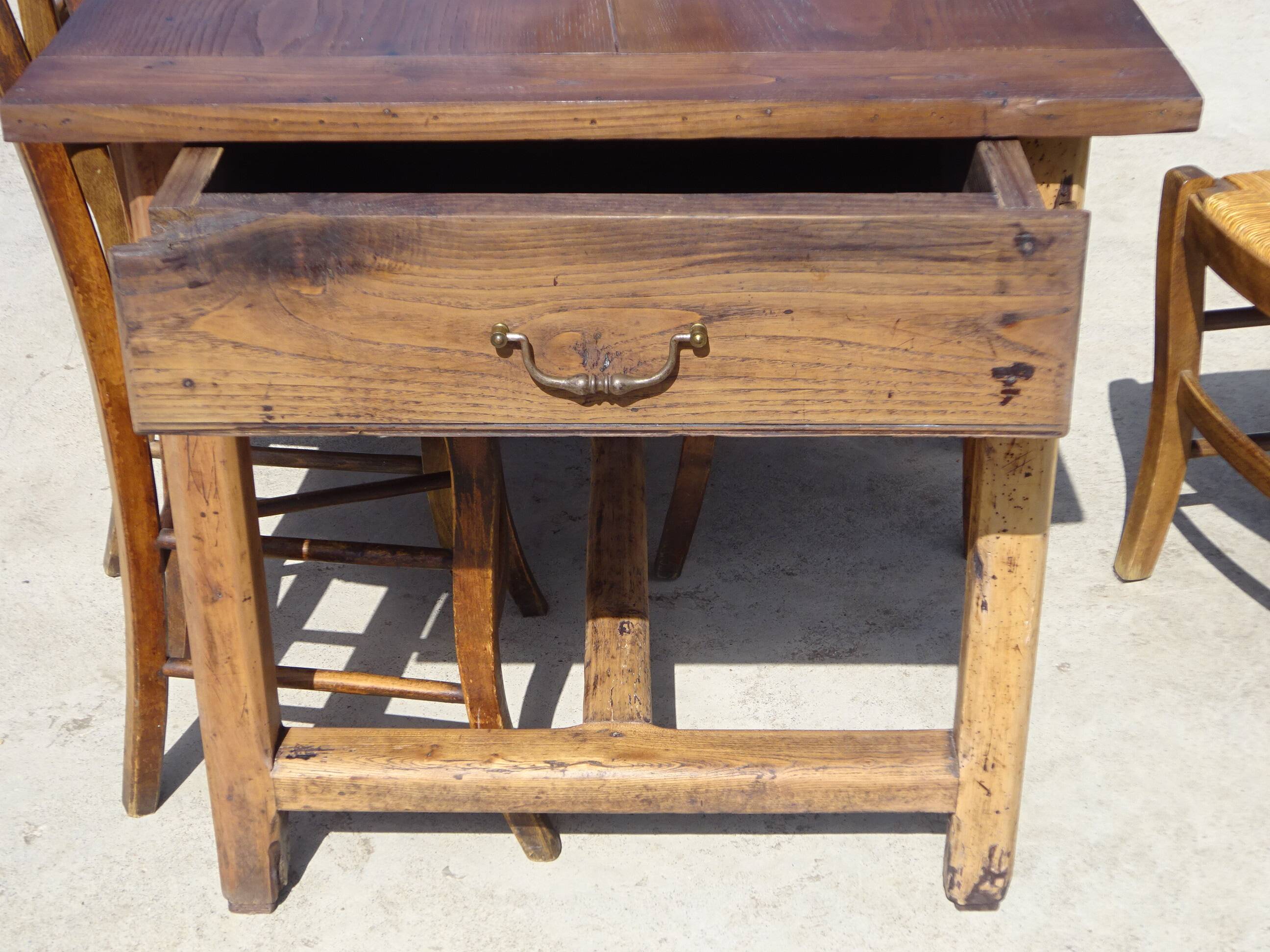 Ancienne table de ferme en chêne massif