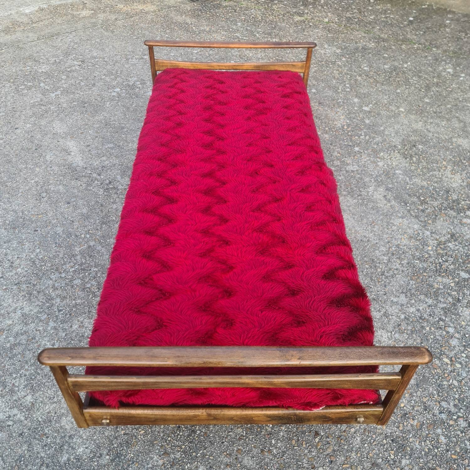 Single bed, Scandinavian teak daybed with compass feet, 1960s