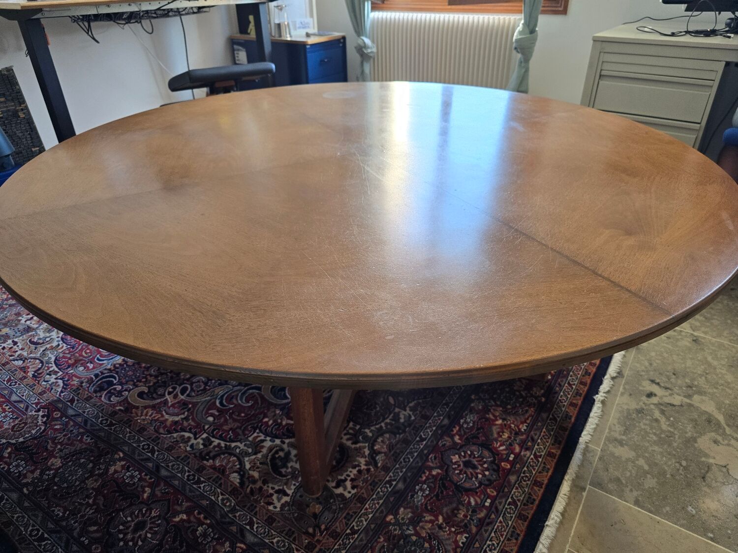 Table de jeu Henredon avec motif de toile d'araignée sur le dessus