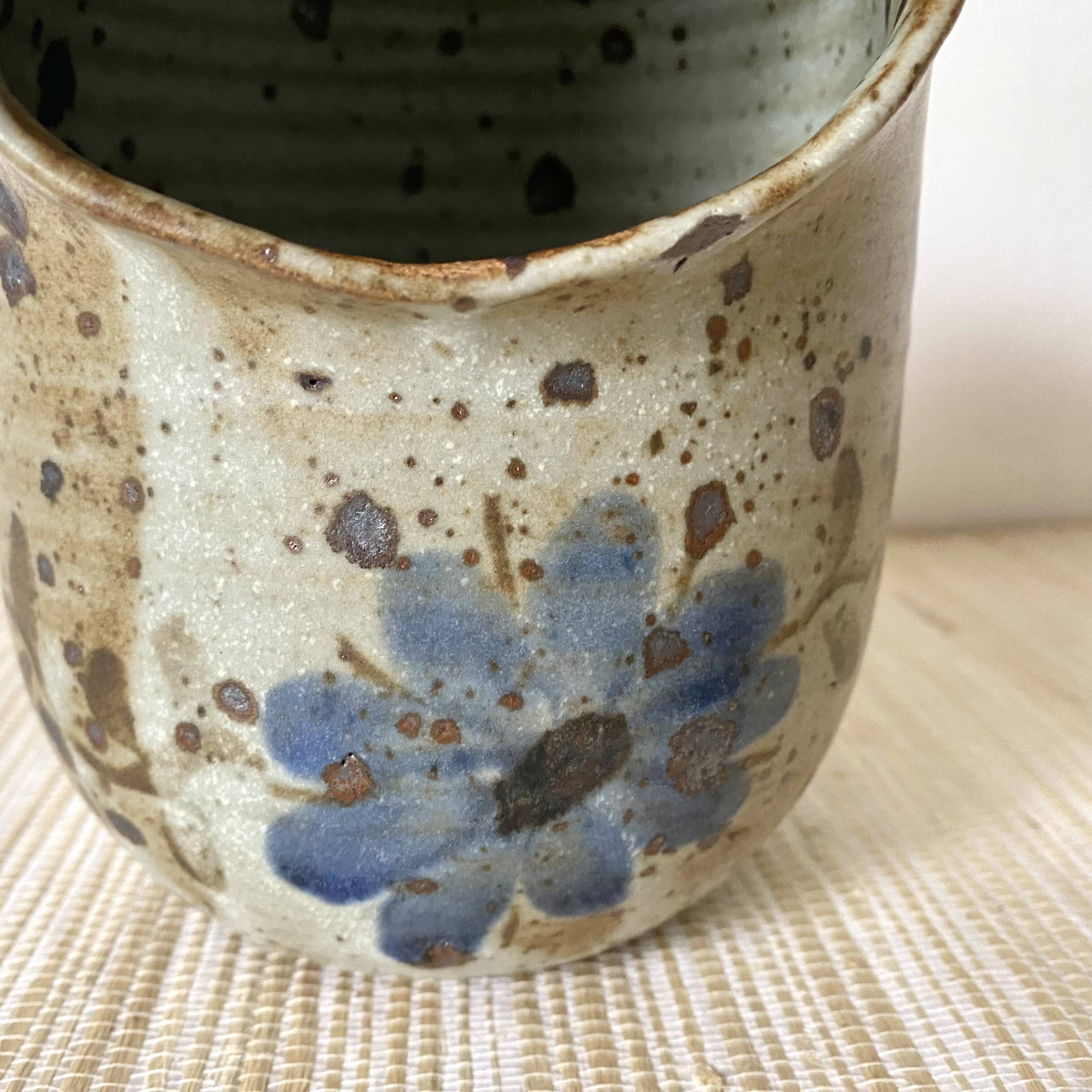 Stoneware salt pot, blue flower decor