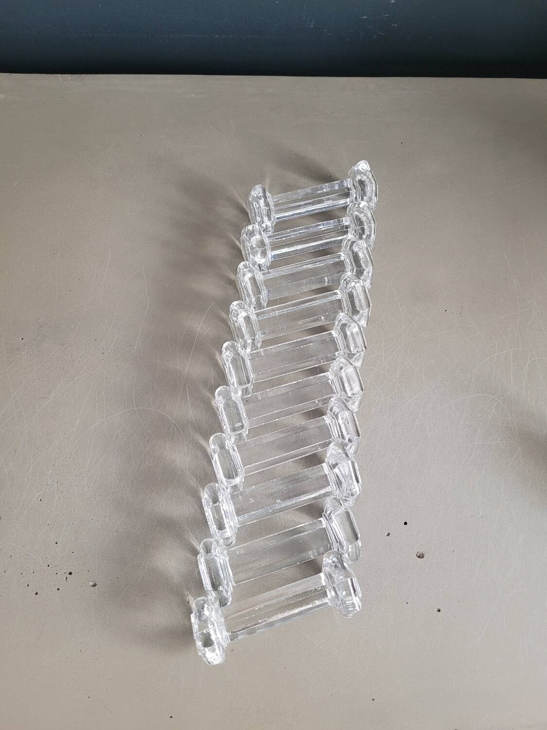 10 hexagonal glass knife holders