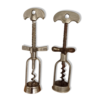 Pair of corkscrew