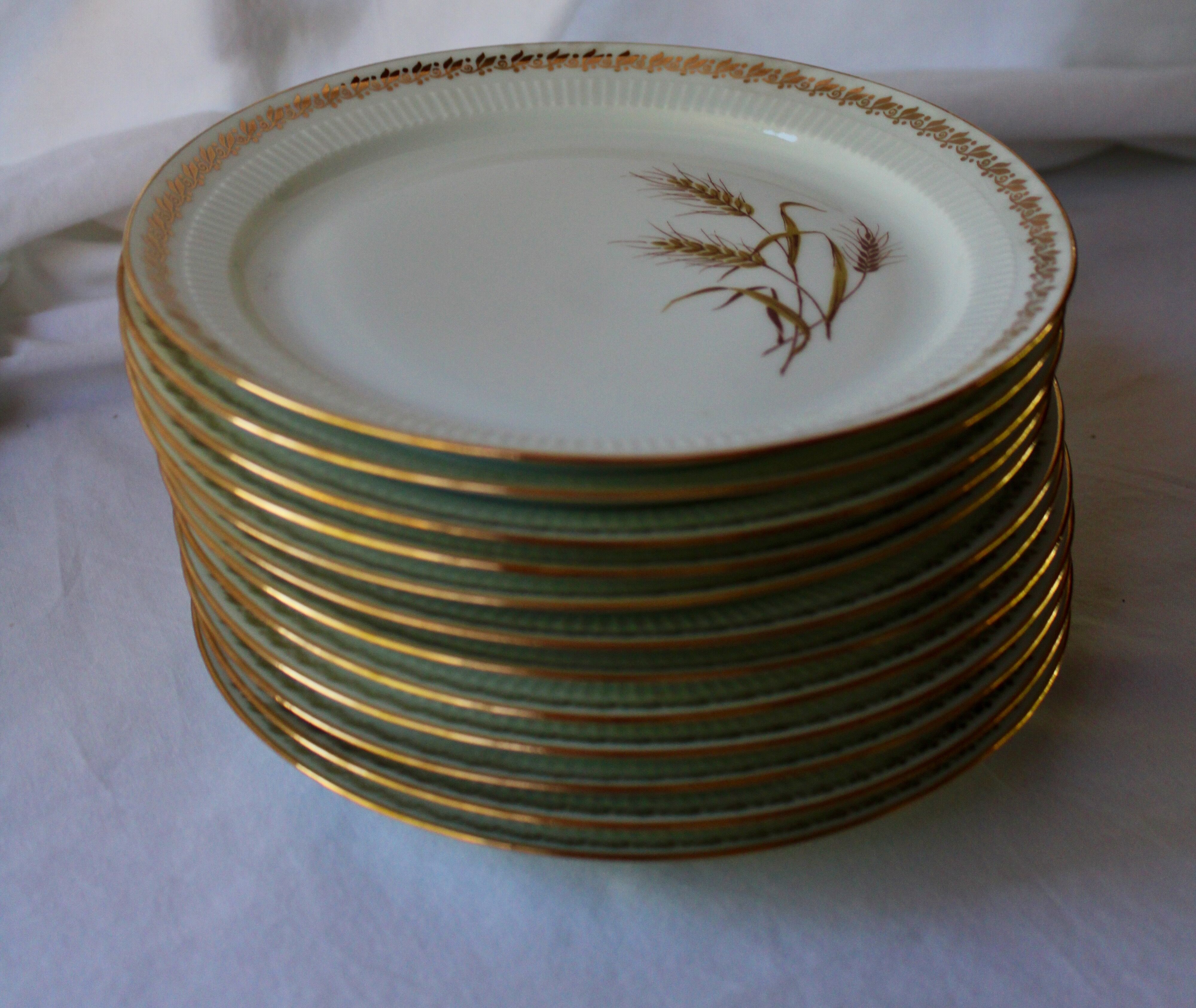 12 Wheat-patterned dessert plates - gold edged - pl -porcelaine vintage
