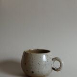 Small rounded speckled cups