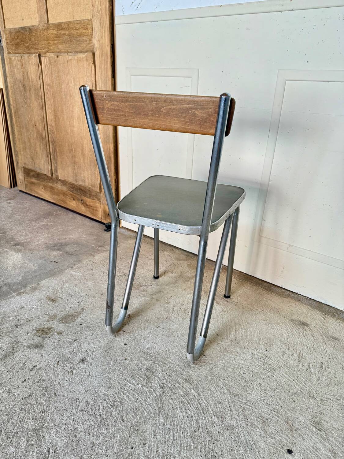 4 Modernist chairs from the 1930s