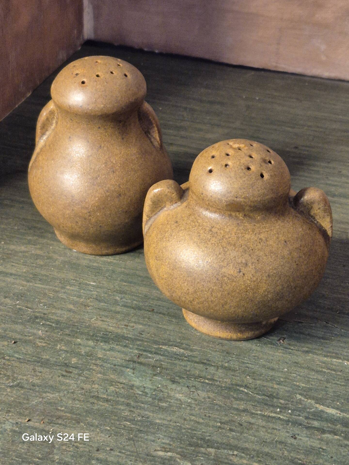 Salt and pepper shaker stoneware