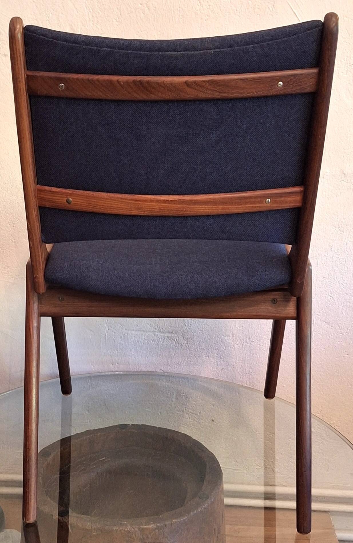 Set of 4 solid teak dining chairs, Denmark 1960s