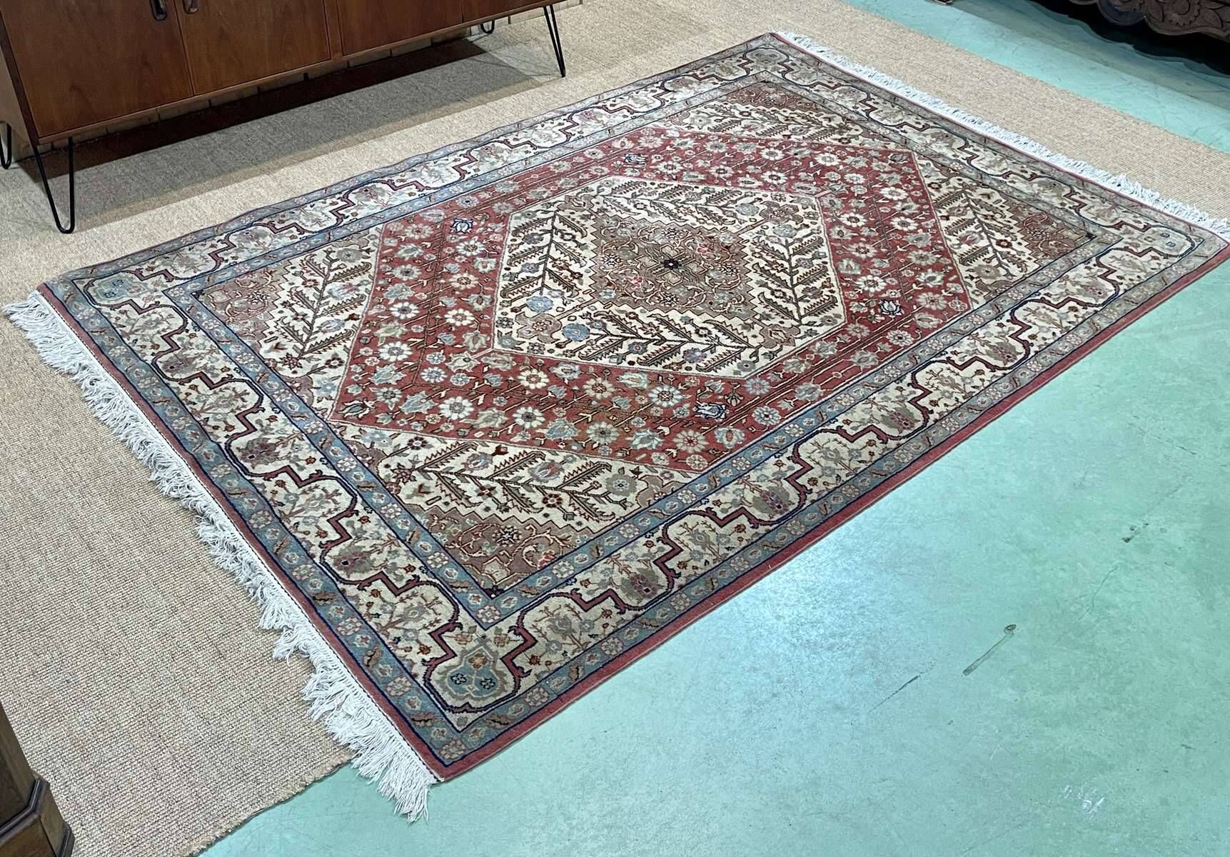 Handmade wool Iranian carpet - 254 x 175 cm