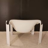 F300 designer Pierre Paulin chair