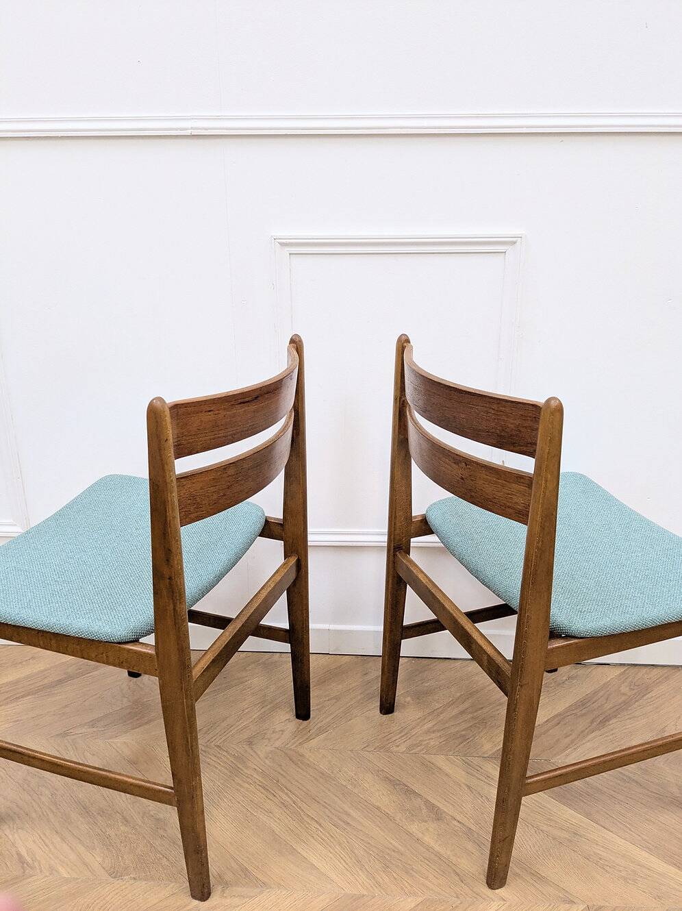 6 chaises vintage design scandinaves