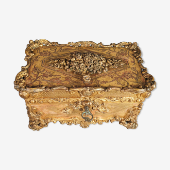 Carved wooden box Louis XV style / rocaille, period around 1850 SB