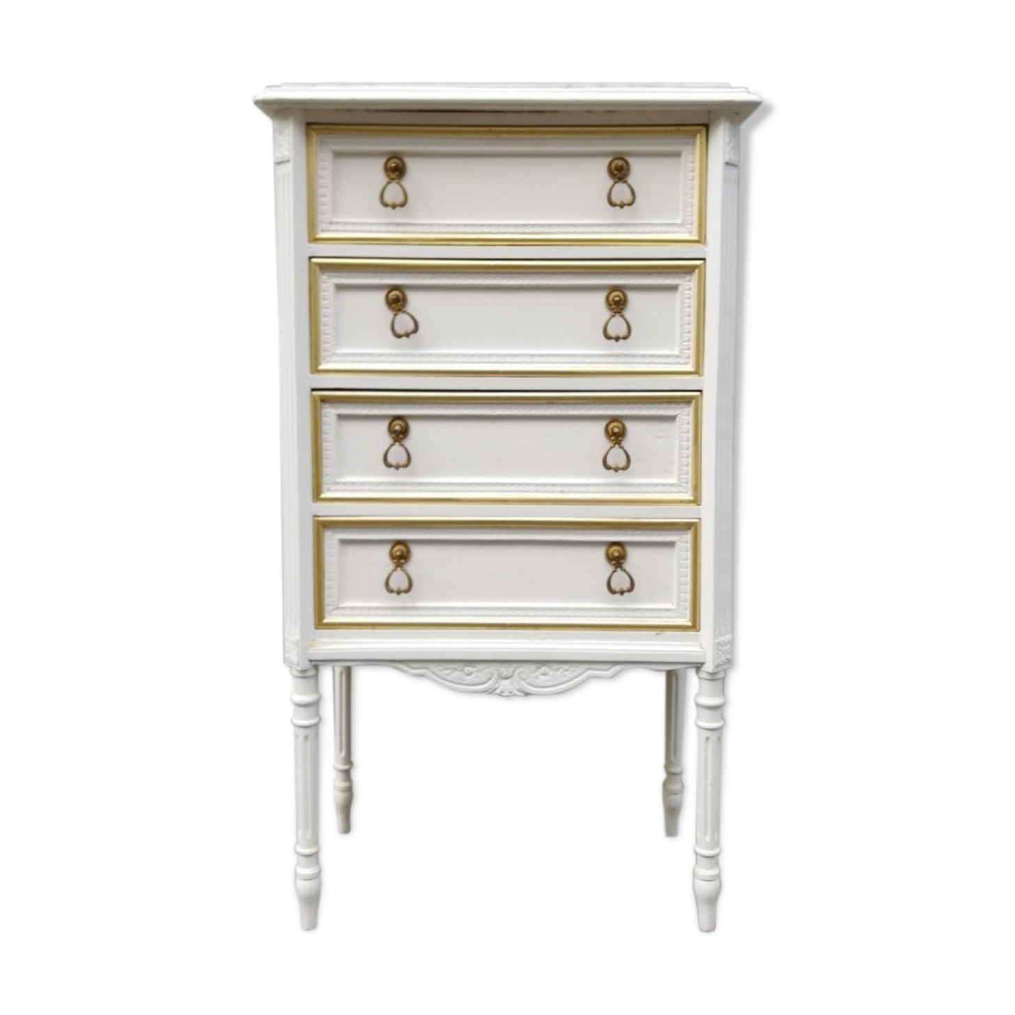 Neoclassical vertical dresser