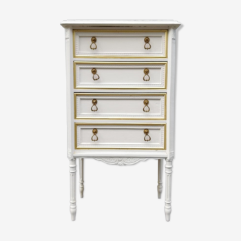 Neoclassical vertical dresser