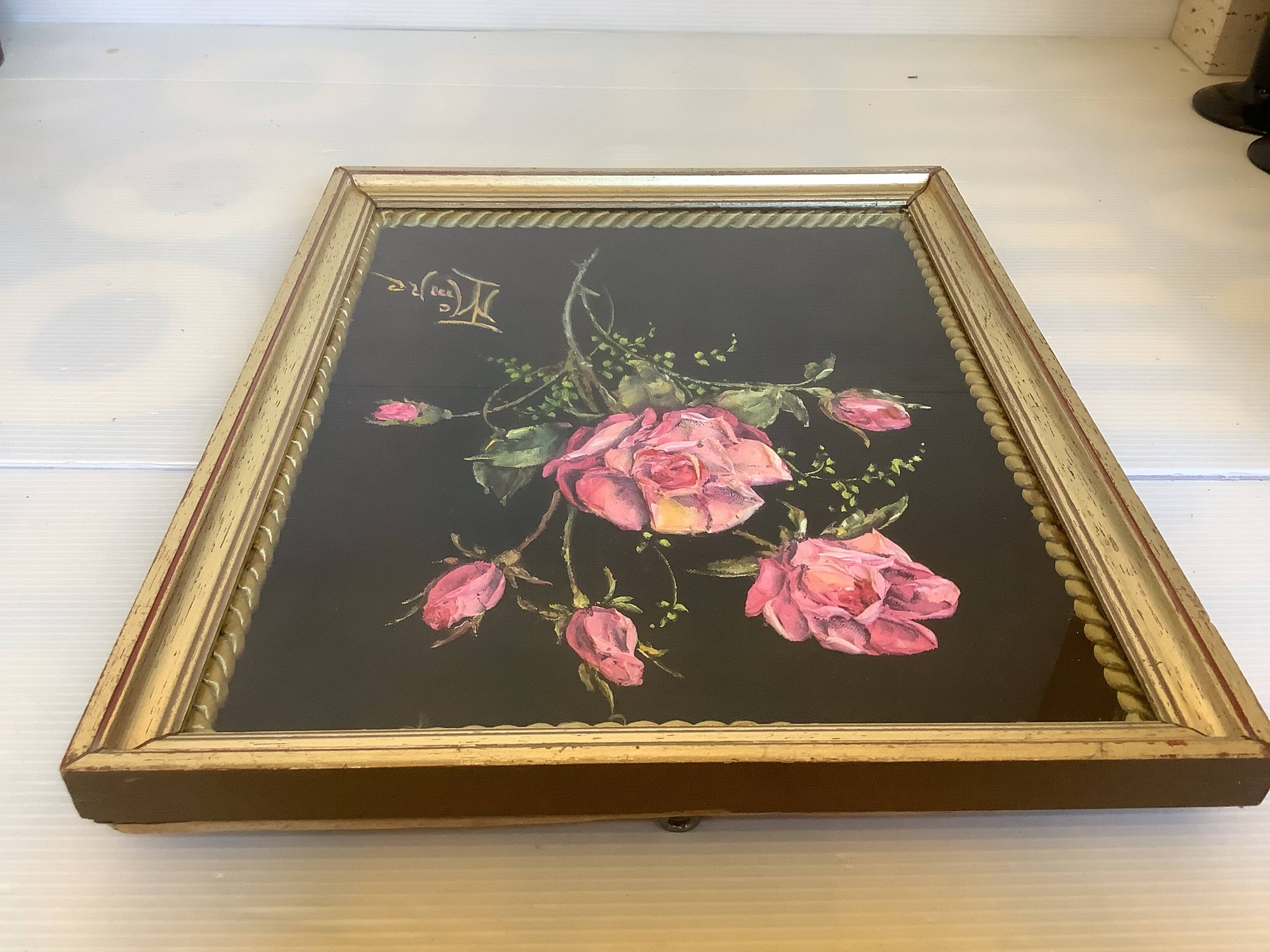 Tableau bouquet de fleurs peint sur velours signée