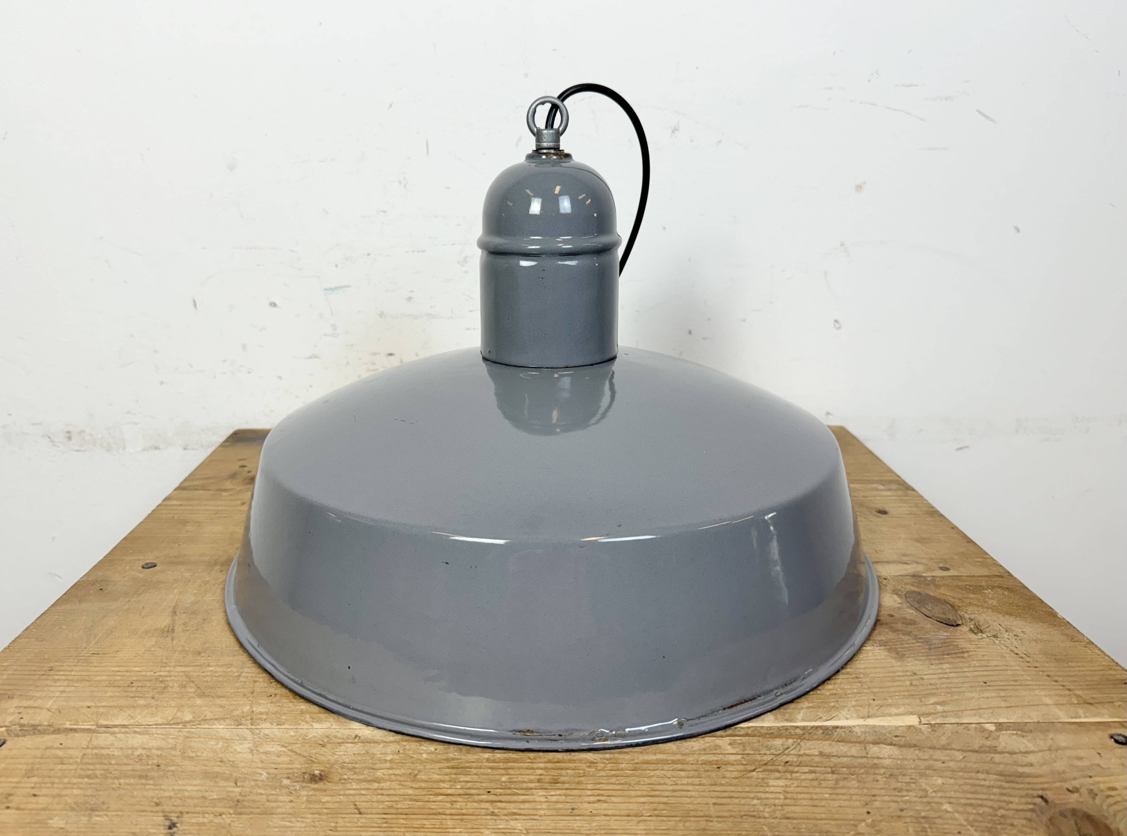 Industrial Grey Enamel Factory Pendant Lamp, 1960s
