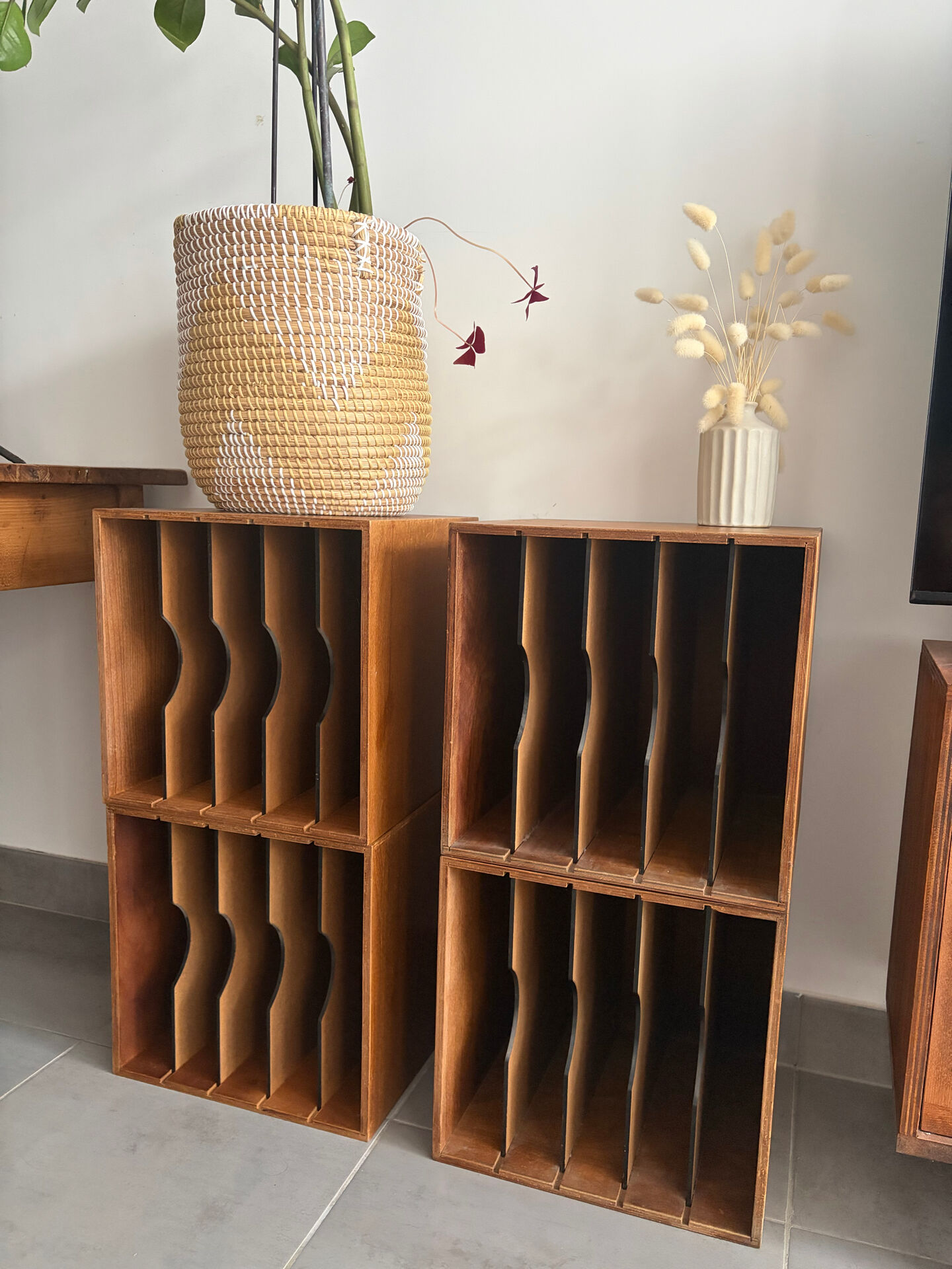 Set of 4 vintage wooden vinyl boxes