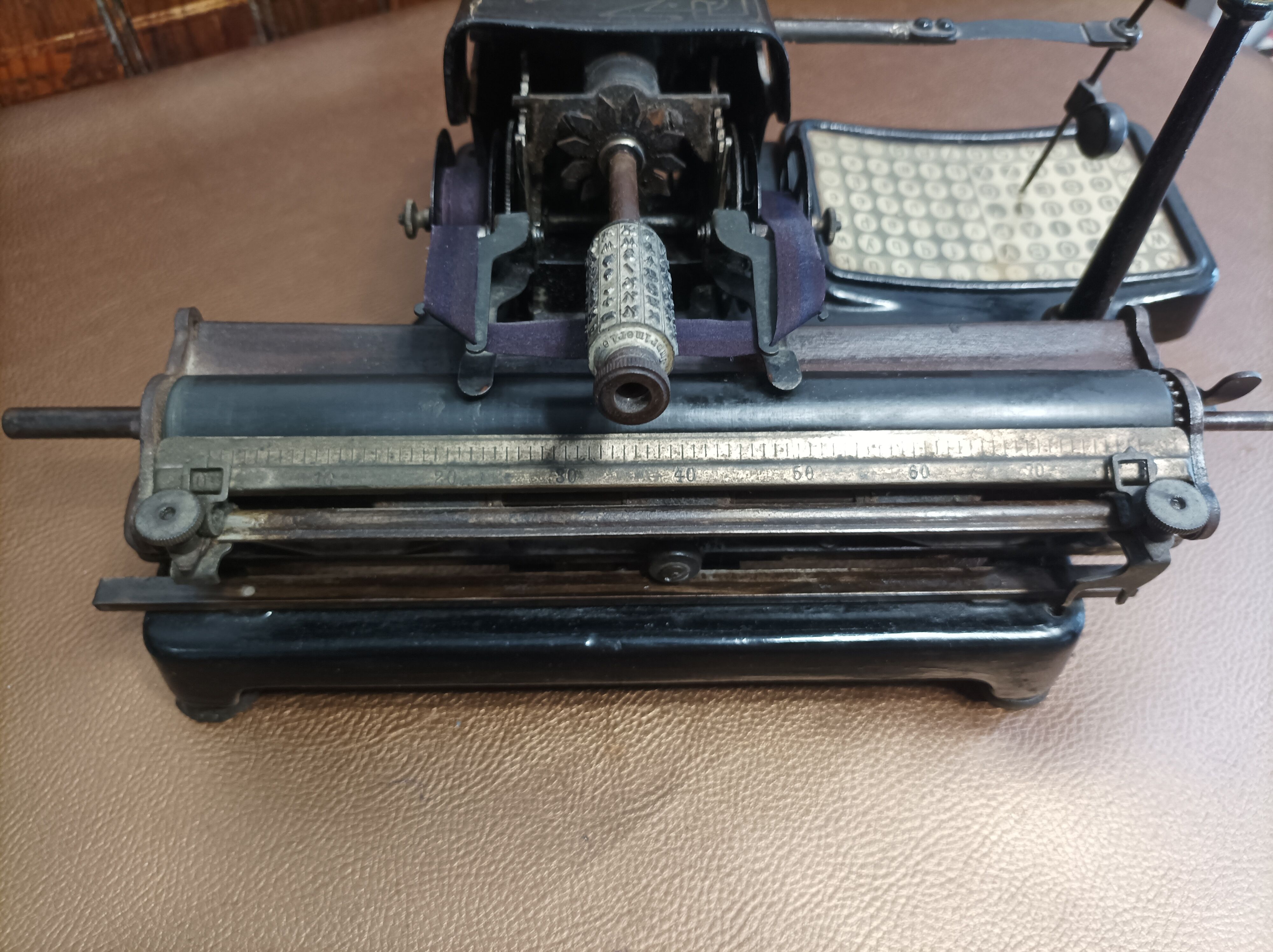 Cute typewriter model 2B from 1910/30