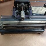Cute typewriter model 2B from 1910/30