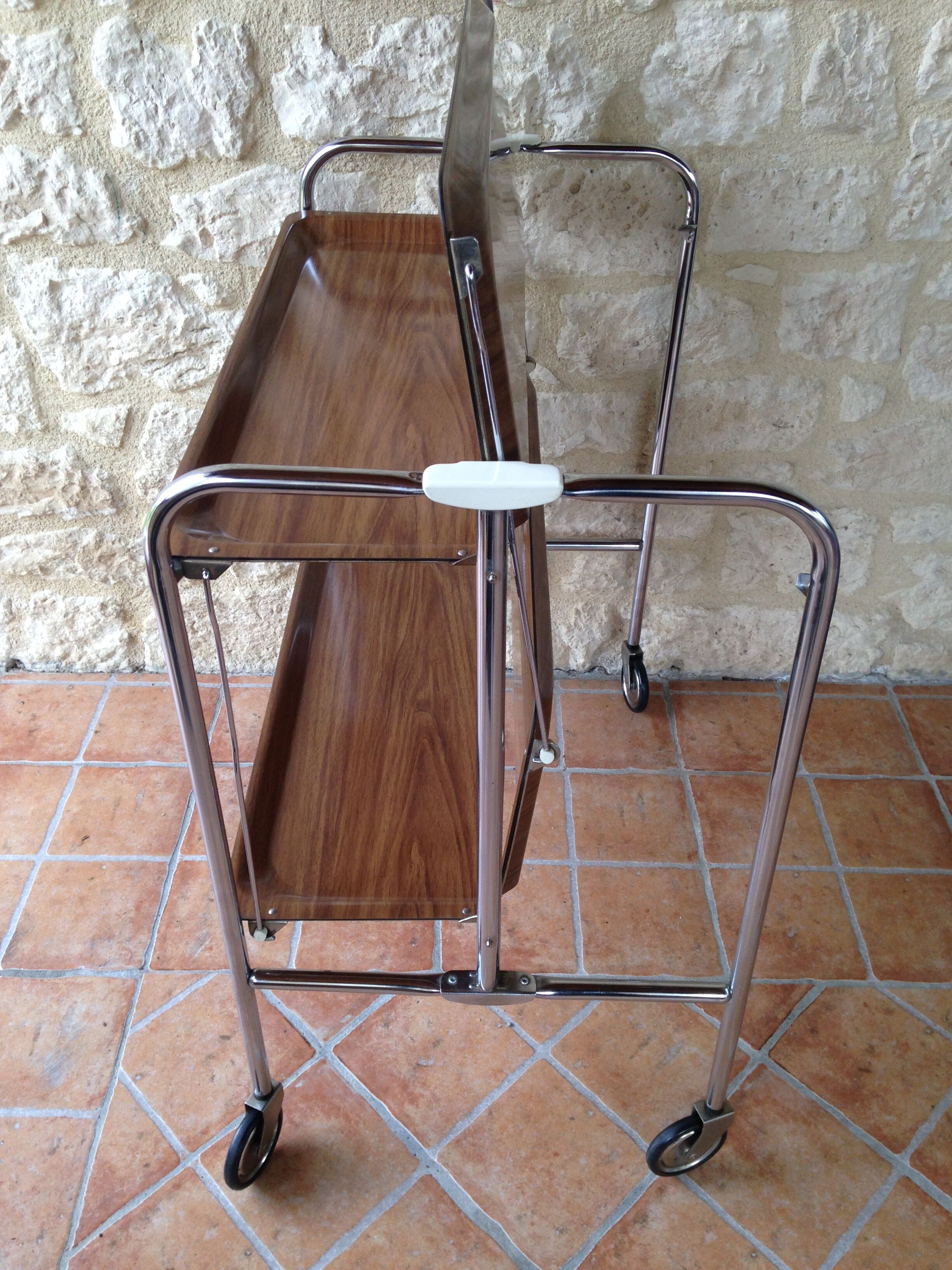 Serving table in formica 60/70