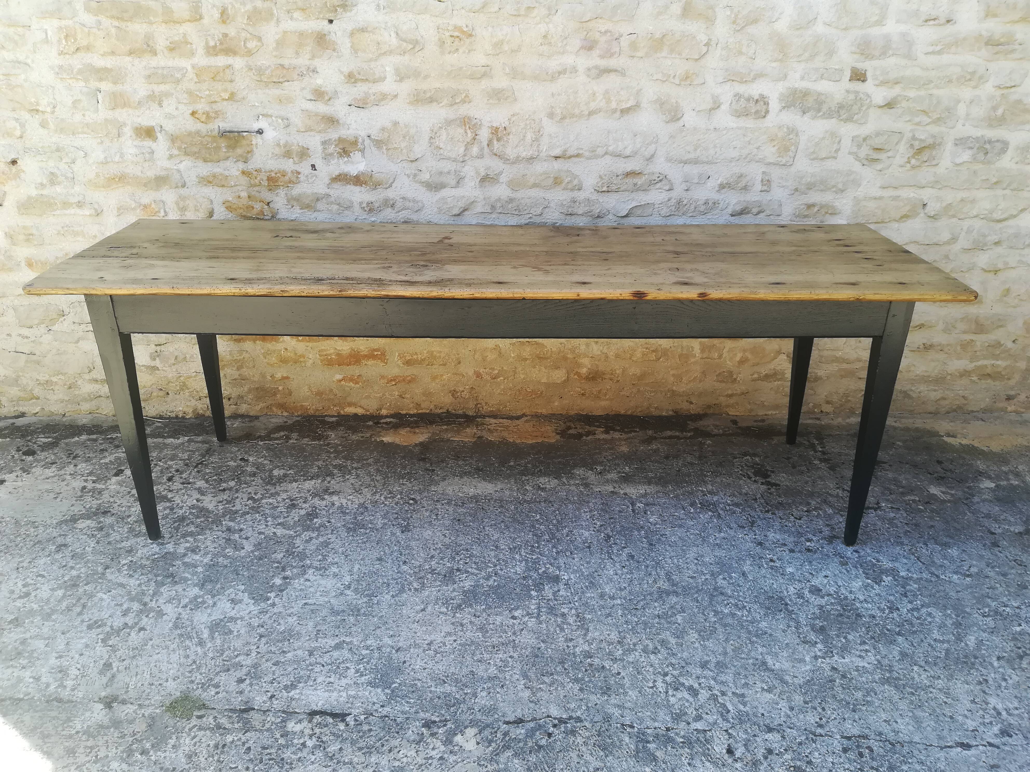 Farm table of 227 cm