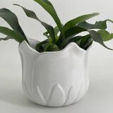 Vintage white porcelain tulip-shaped pot holder