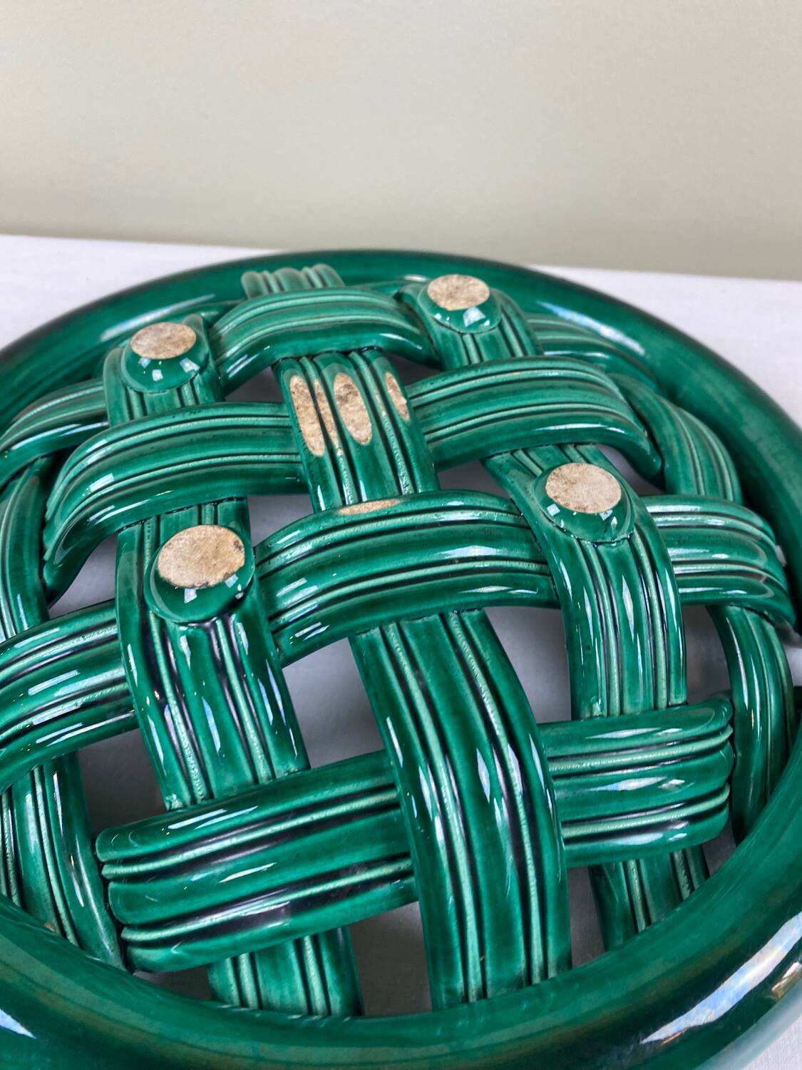 Braided ceramic cup