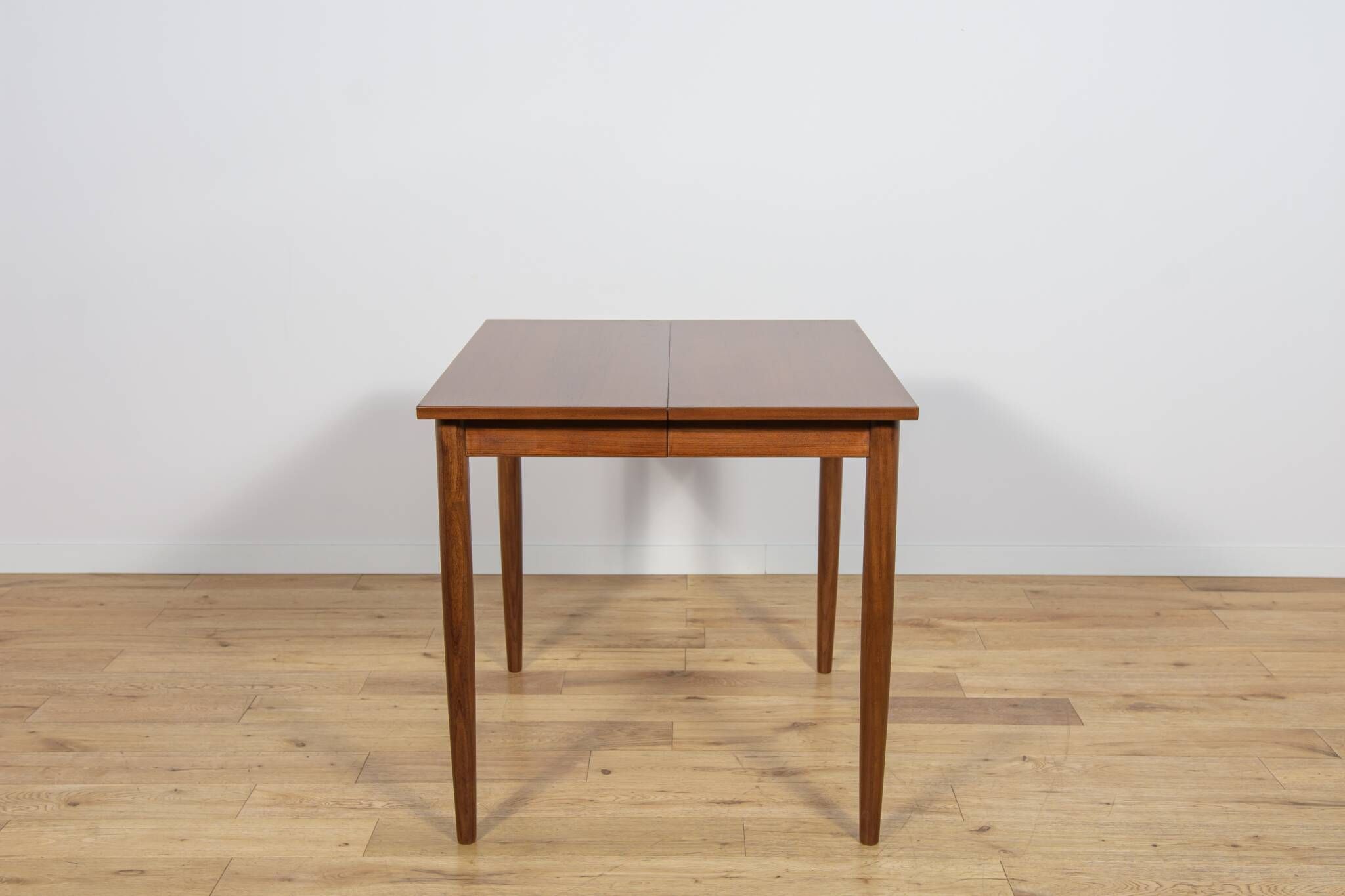 Table à manger extensible en teck et palissandre des années 1960, Danemark.