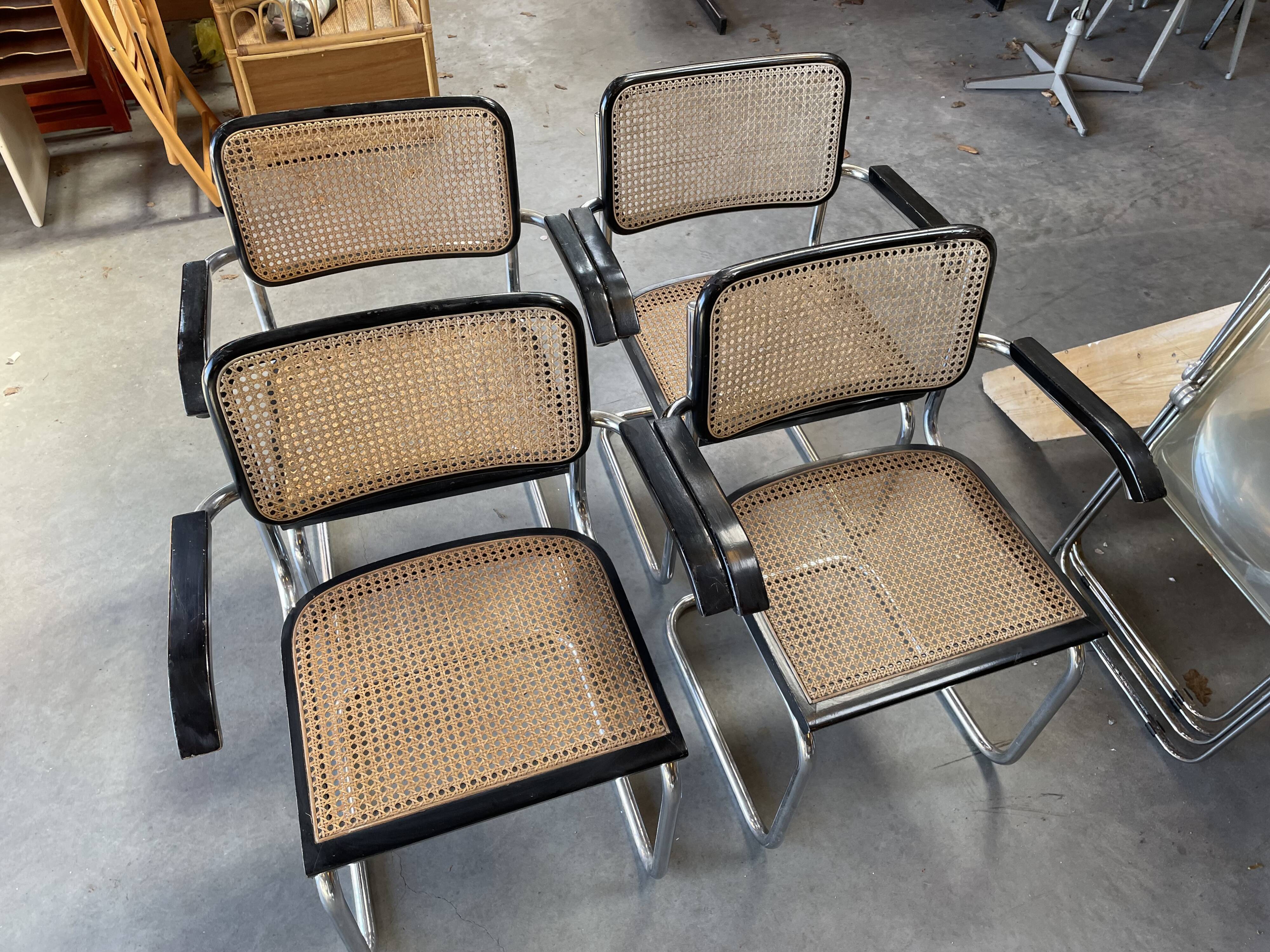 Set of 4 chairs model B64 Cesca with armrests in Black and Chrome