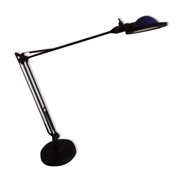 Pinpoint rive ned sejle Lampe de bureau articulée modèle Bérénice marque Luceplan avec réflecteur  bleu. Bras longueur 30×30 | Selency