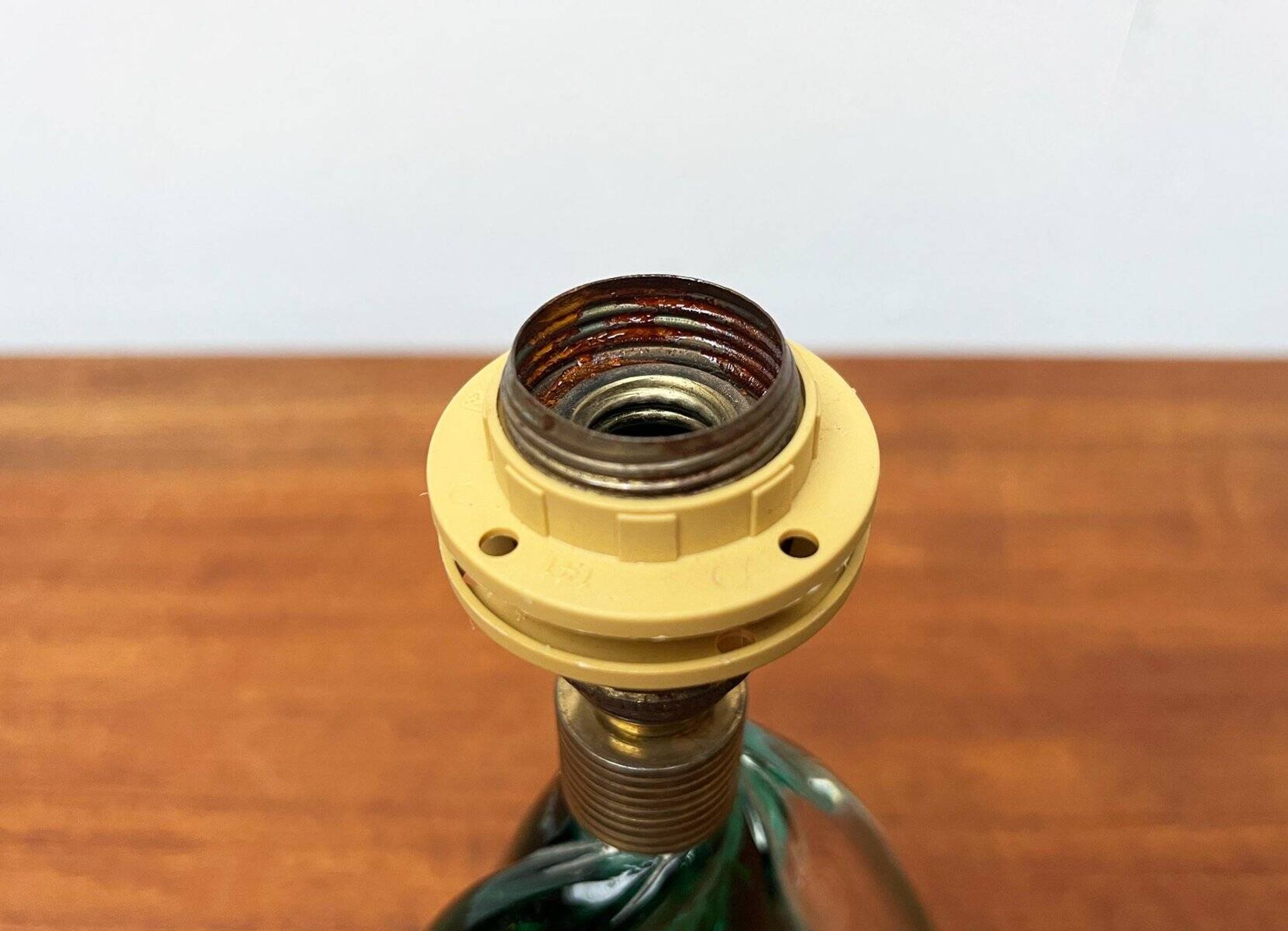 Mid-century Italian Murano glass table lamp from the 1950s.