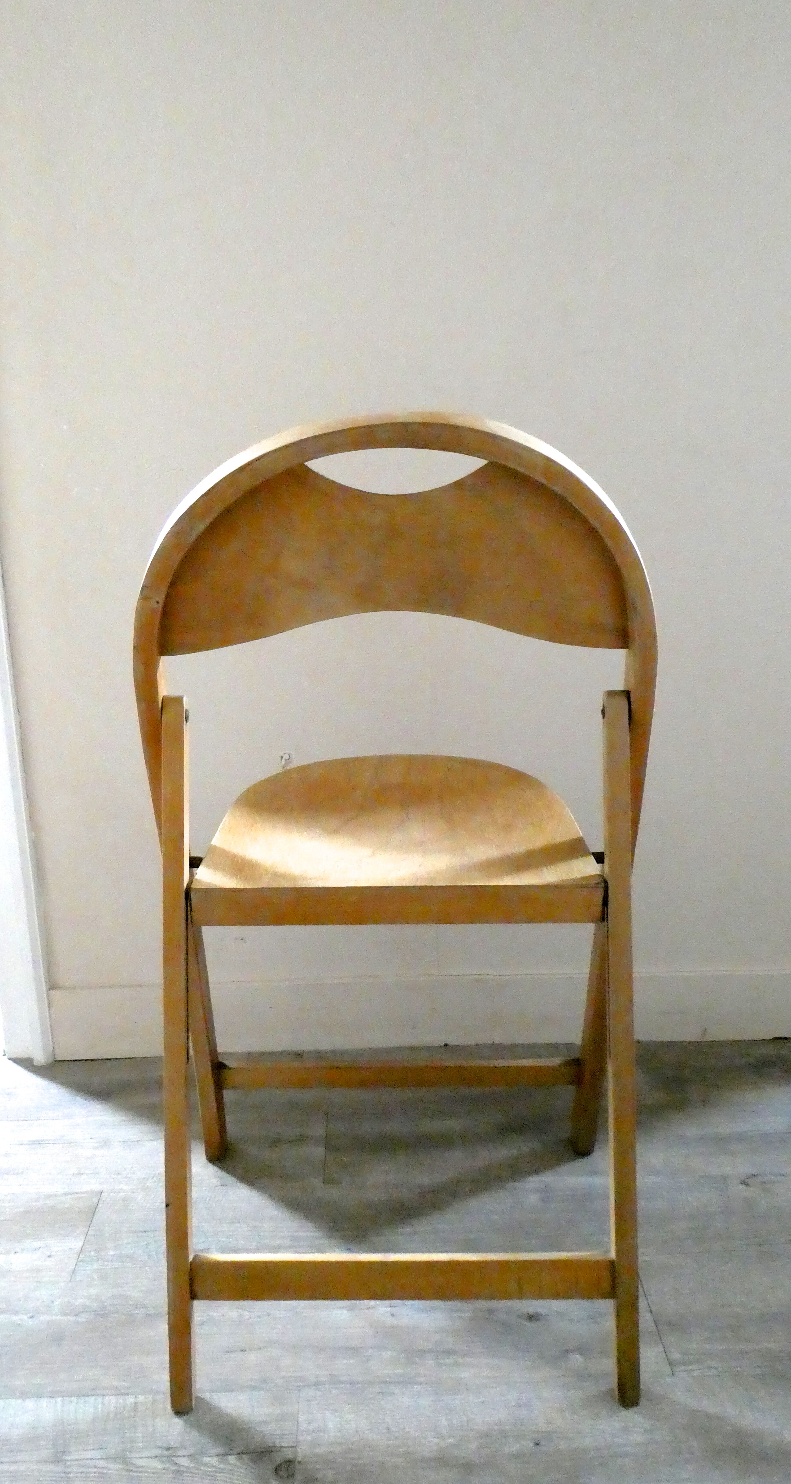 751 Bauhaus 30s folding tuna chair, in curved wood