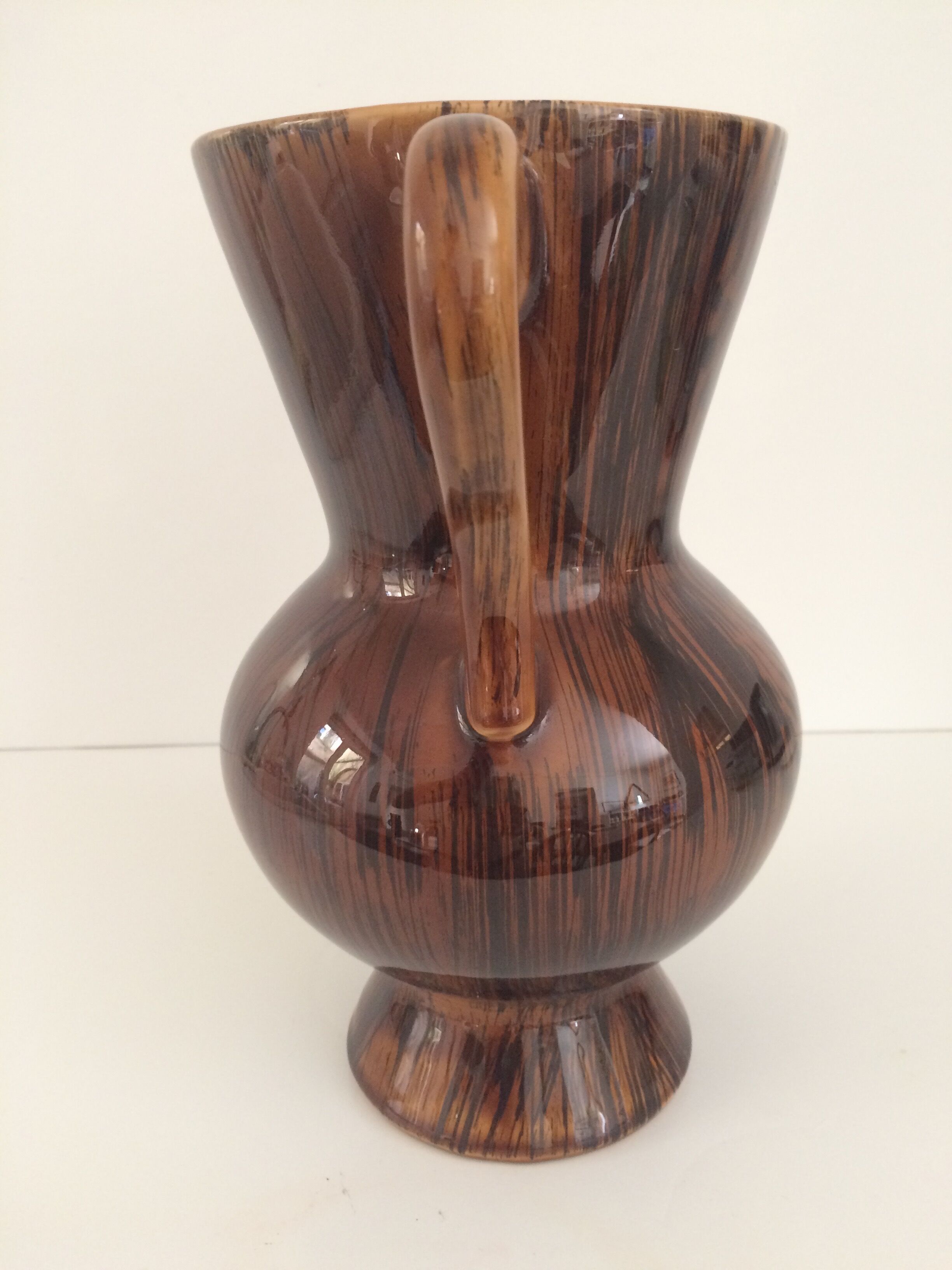 Vintage vase Sarreguemines mahogany model