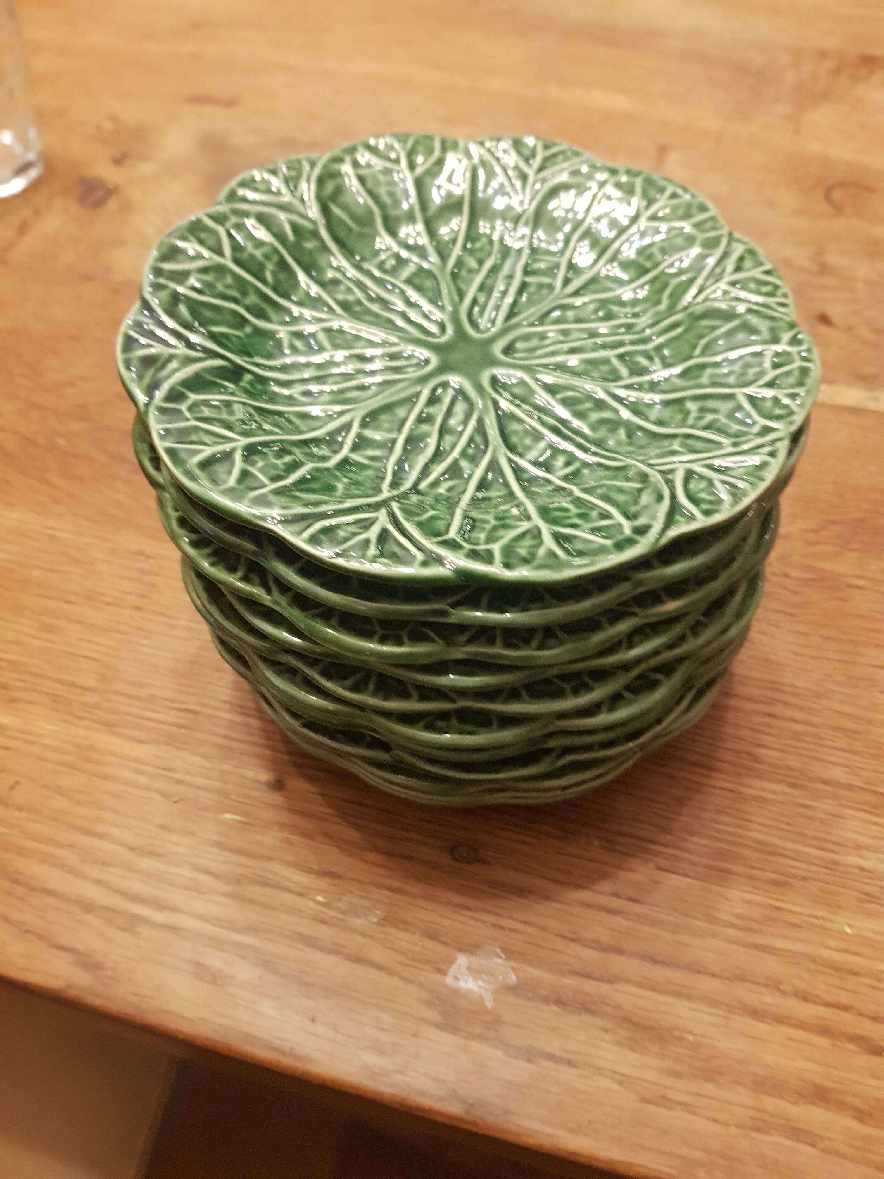 Faience plates "cabbage" dessert diameter 17 cm