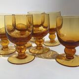 7 Verres à pieds ambre