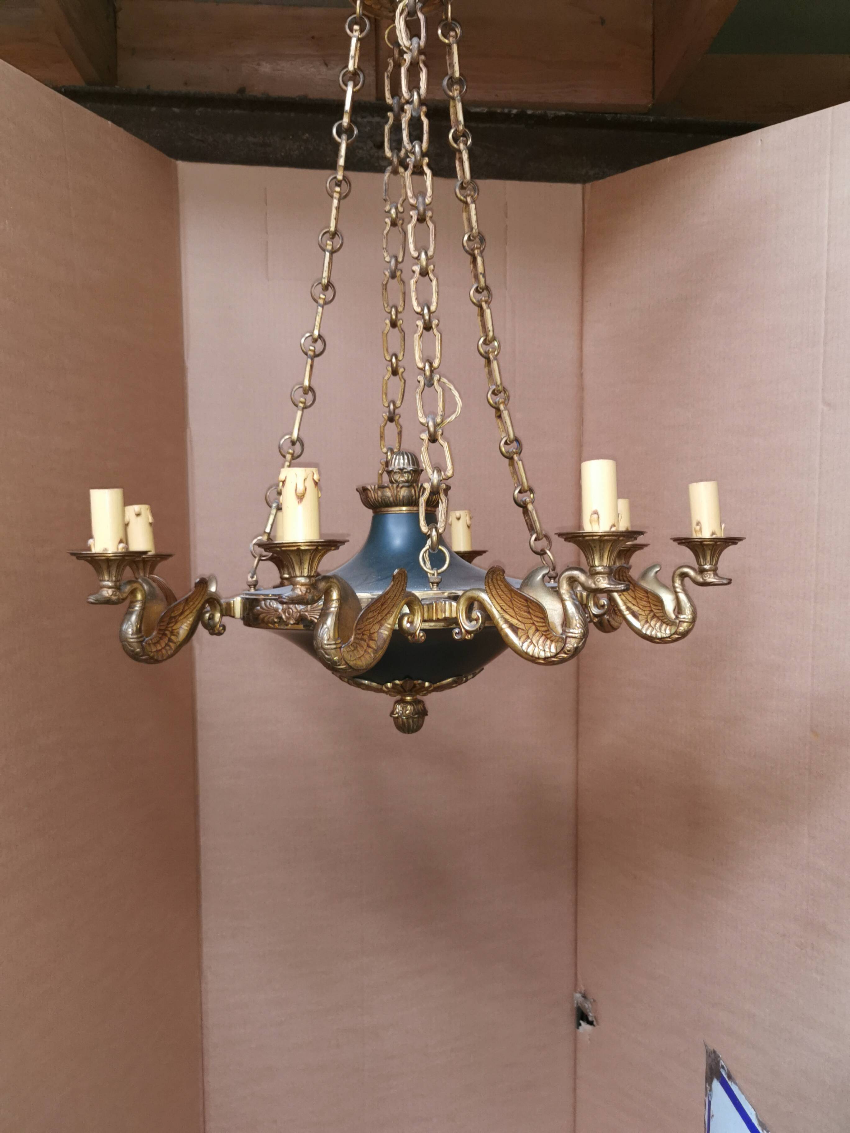 Empire chandelier in bronze