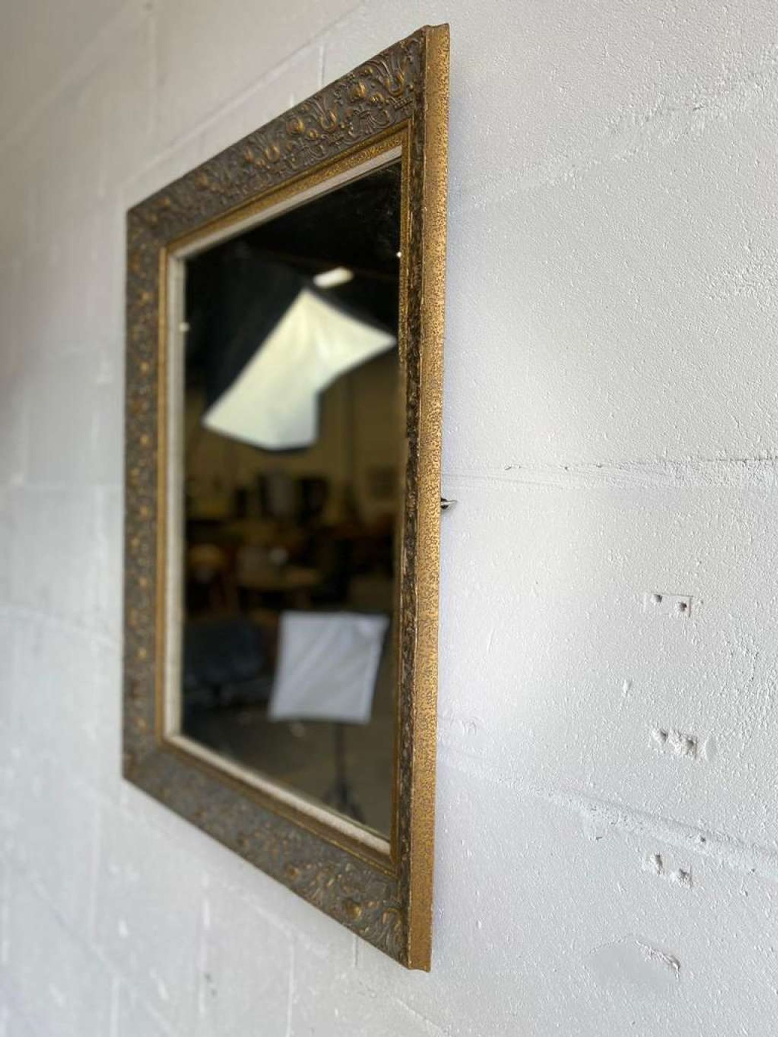 Miroir vintage en or gris