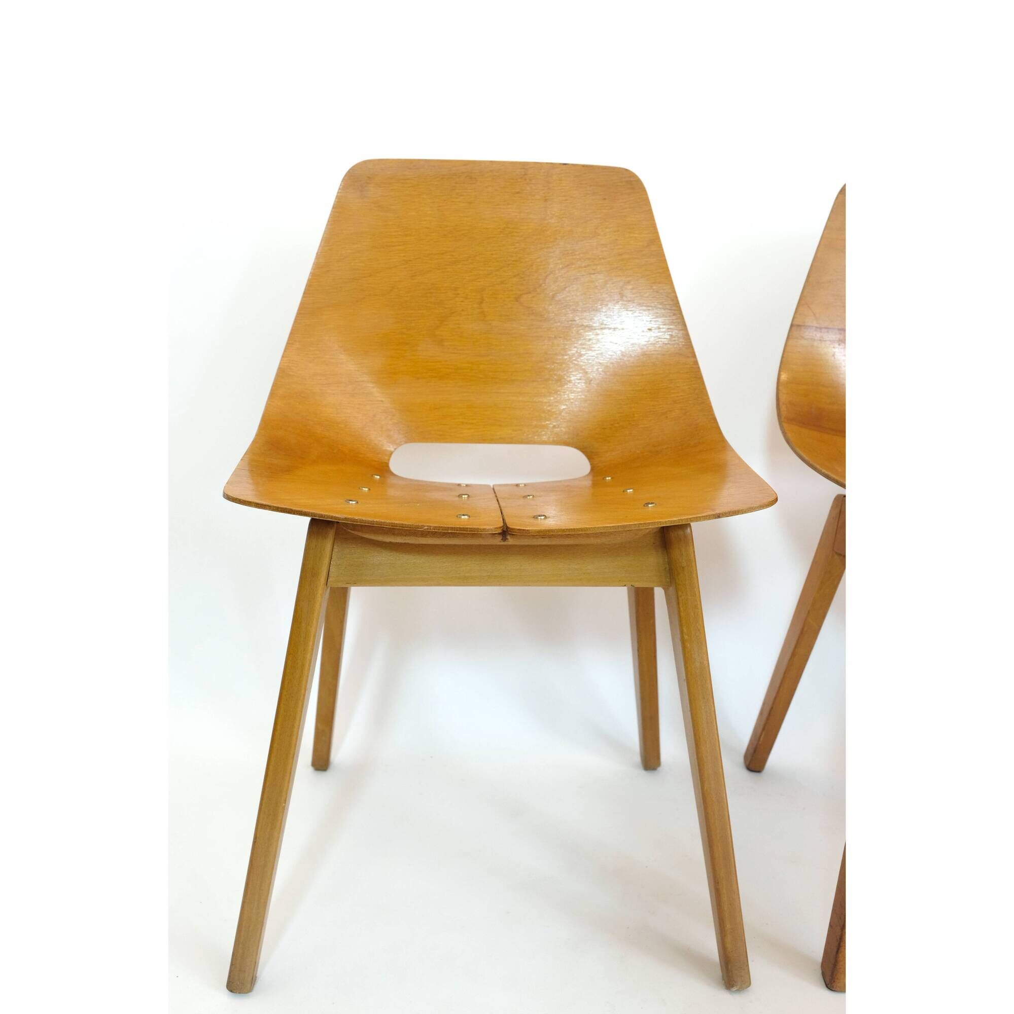 Set of 4 barrel chairs, wooden base, Pierre Guariche, Steiner, 1950s.